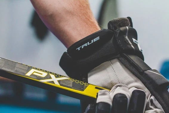 True Hockey True Catalyst PX Intermediate Hockey Stick 6 True Hockey True Catalyst PX Intermediate Hockey Stick - Image 6